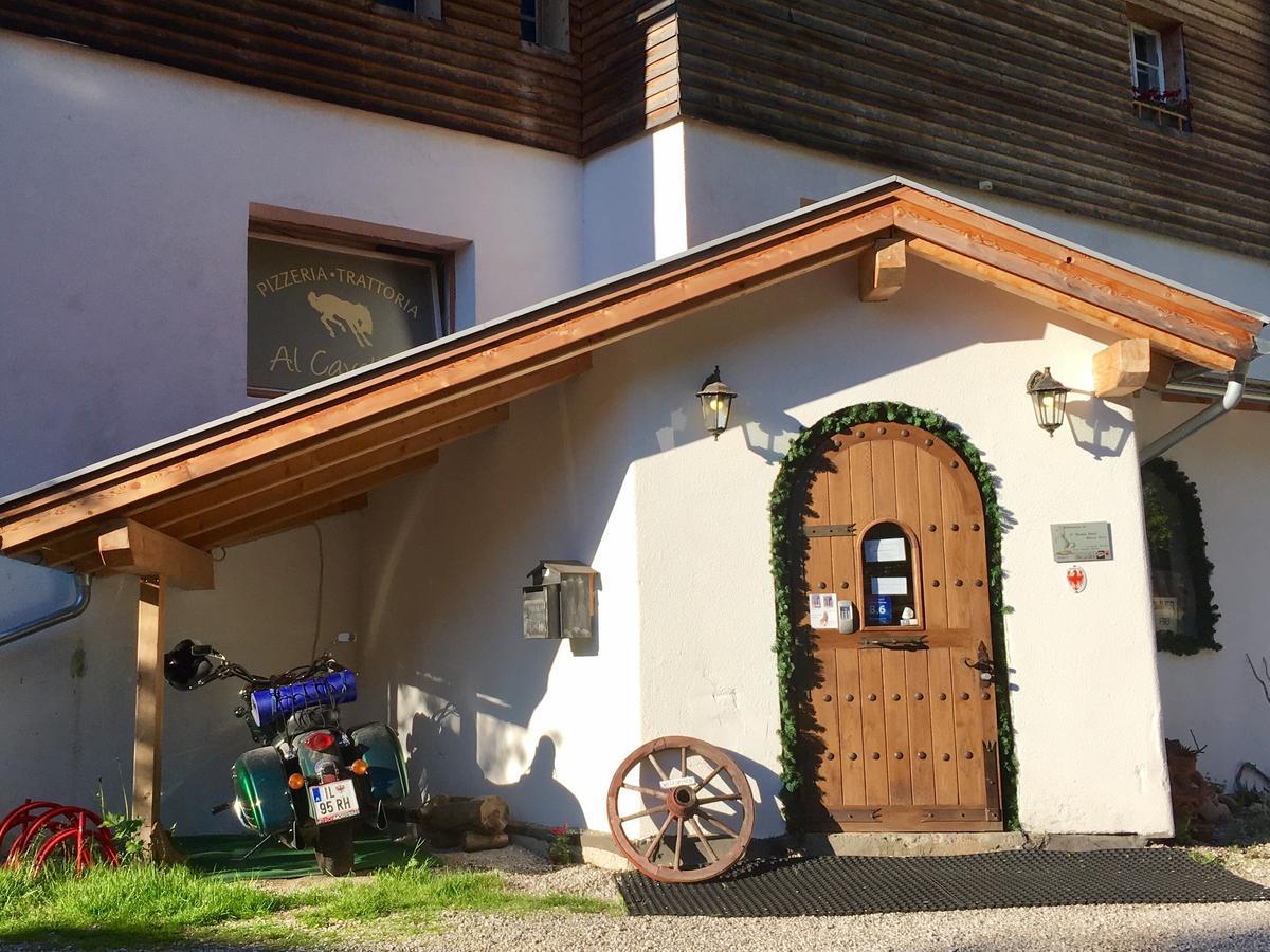 Weisses Roessl Hostel Leutasch